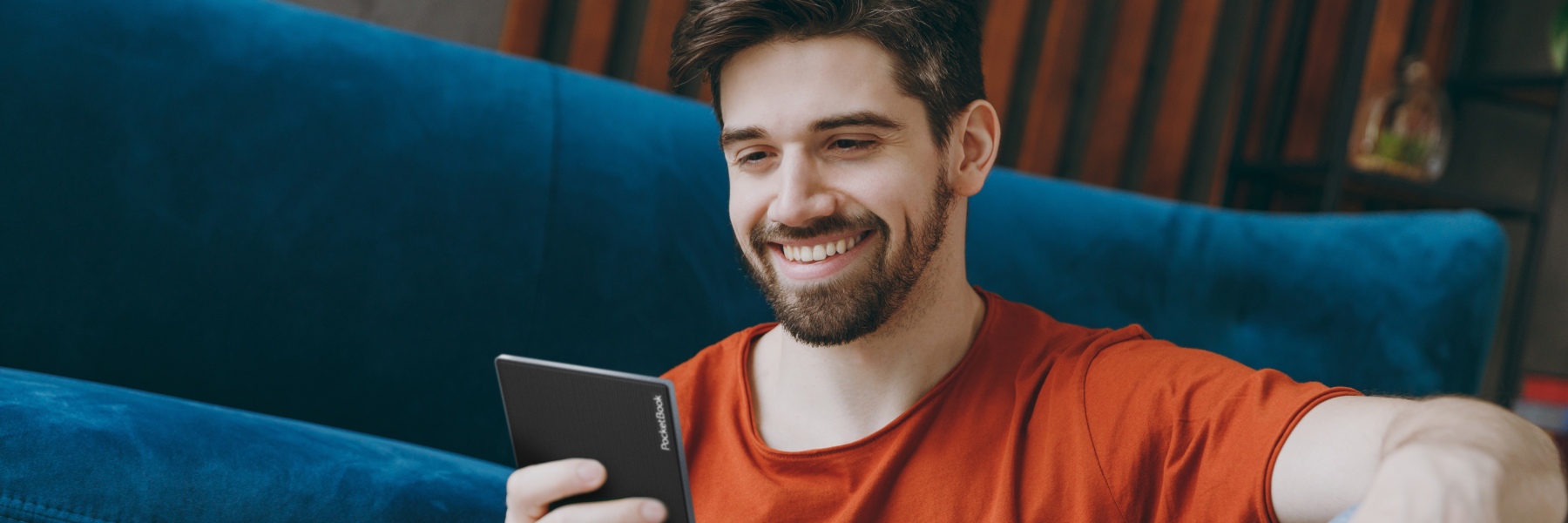 PocketBook Verse Pro Color: ofurlítið rafrænt lesbretti með litskjá E Ink Kaleido™ 3 