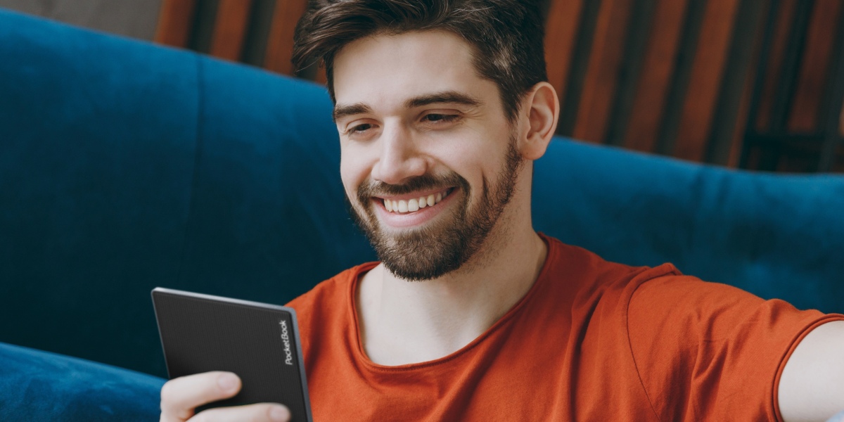 PocketBook Verse Pro Color: ofurlítið rafrænt lesbretti með litskjá E Ink Kaleido™ 3 